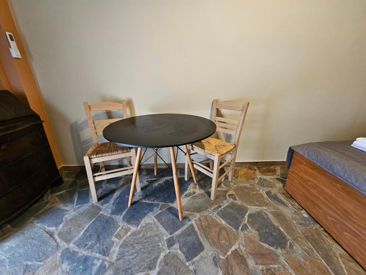 Villa Clotho Pórto Ráfti Eksteriør billede